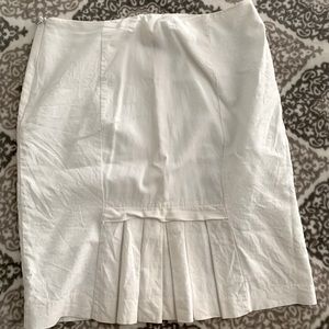 Zip up side office skirt